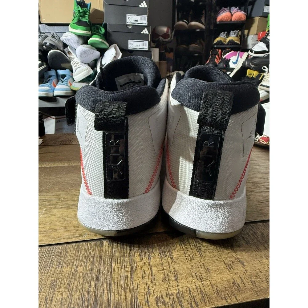 Size 10.5 - Nike Air Jordan Supreme Elevation Black 2018